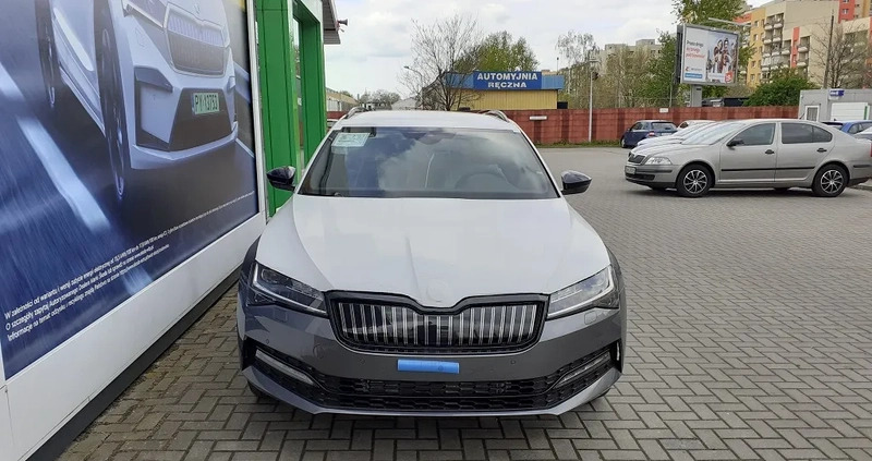 Skoda Superb cena 208250 przebieg: 1, rok produkcji 2024 z Wrocław małe 92